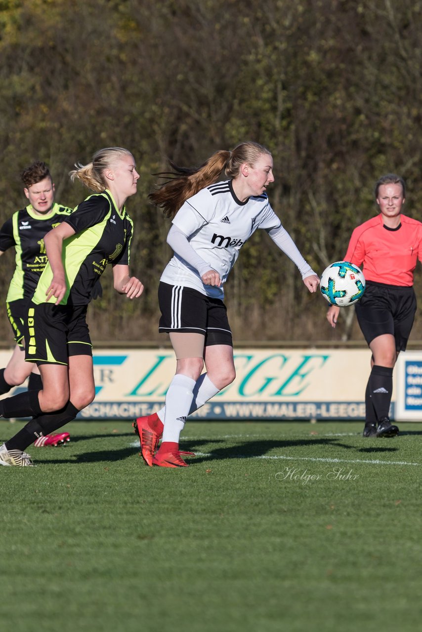 Bild 220 - Frauen TSV Vineta Audorg - SV Friesia 03 Riesum Lindholm : Ergebnis: 2:4